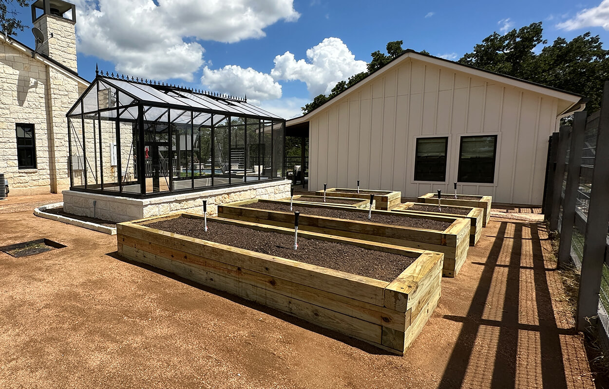 Hill Country Pristine LLC